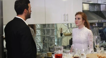 Кадр из Любовь напрокат 1 сезон 35 серия