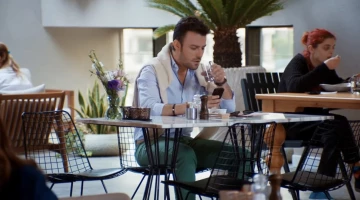 Кадр из Любовь напрокат 1 сезон 1 серия