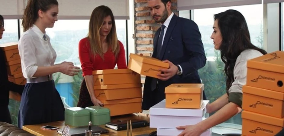 Кадр из Любовь напрокат 1 сезон 36 серия